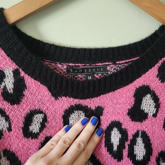 Neon leopard print crewneck sweater - Picture 3 of 4